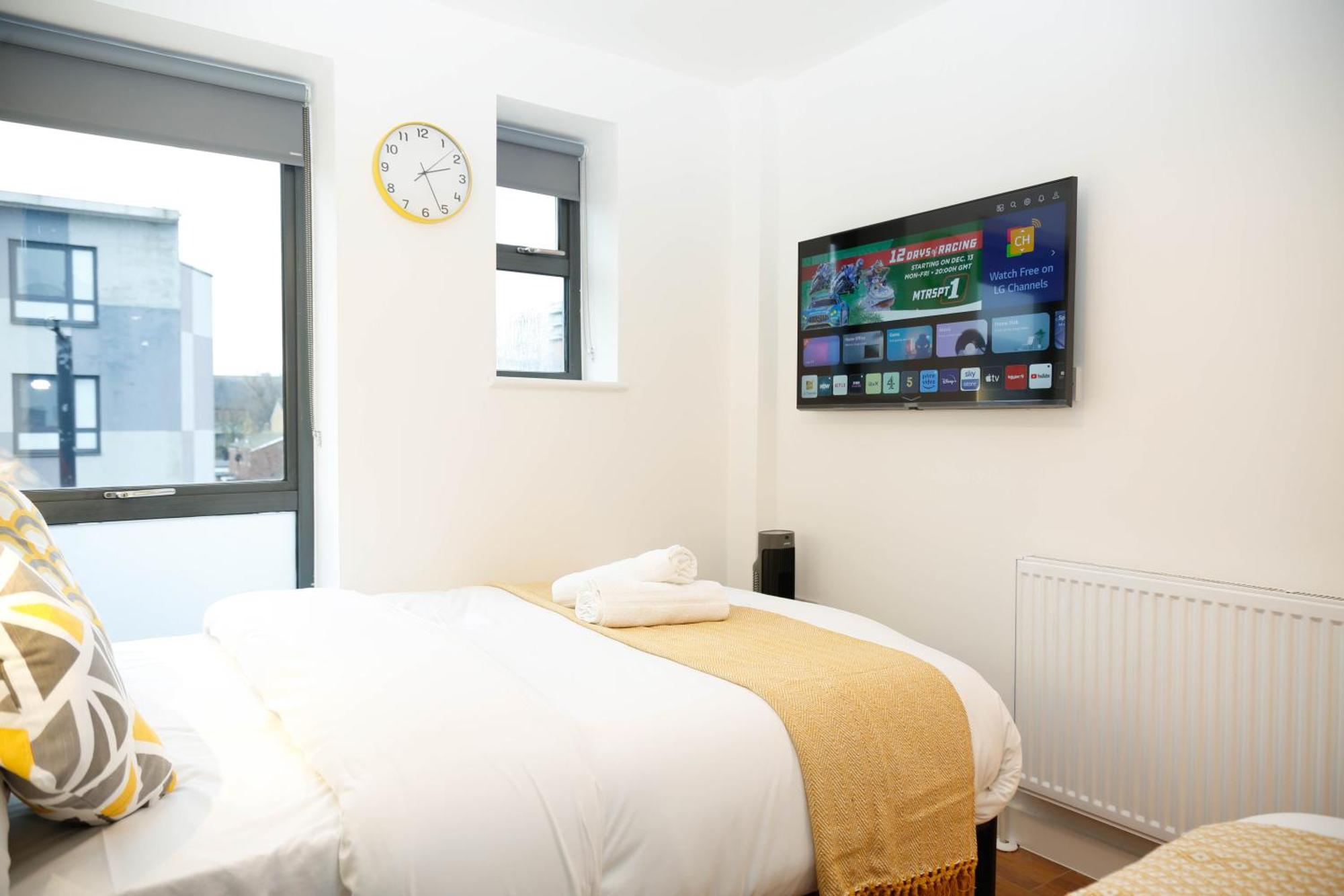 New Luxury Rooms In The Heart Of London Next To Shops, Cafes, Bars & Metro With Shared Bathrooms Exterior photo